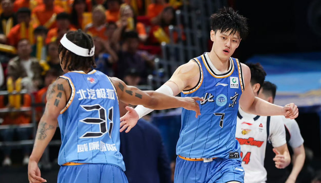 必威体育官方入口-北京首钢15分大胜！广东宏远被淘汰，周琦爆发，徐杰0分